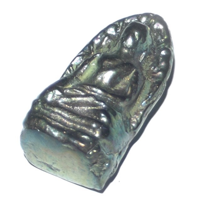 Pra Rod Lampun (Benjapakee amulet) - Nuea Lek Lai Nam Neung See Peek Malaeng Tap (Buddha in Meditation) pure Lek Lai - Luang Por Huan - Wat Putai Sawan 2548 BE