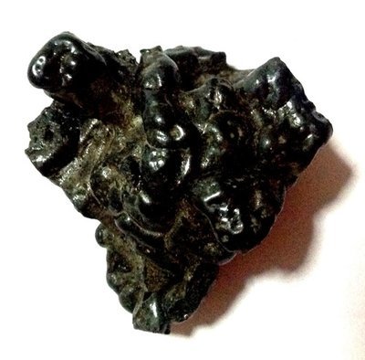 Lek Lai Tham (3.5 x 3 x 2.2 cm) - Fine Grade Adamantine Substance from a Holy Cave and blessed by the Khao Or Masters