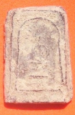 Pra Somdej Rasamee - Nuea Pong Bai Lan 2460 BE - blessed by LP Parn (Wat bang Nom Kho) and Luang Phu Sukh Wat Makham Tao (Ongk 2)