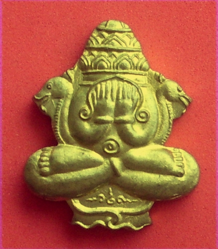 Rian Pra Pid Ta Run Maha Mongkol Jakrawan Suryan Jantra Putakom Khao Or - 2545 BE - made with Khun Pantaraks