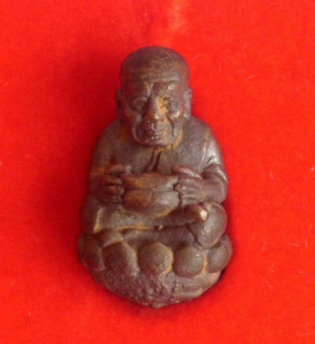 Roop Lor Boran Luang Por Tuad Bao Tup Pim Badtr Dto (large almsbowl hammered base) - Nuea Maha Chanuan (Dtok Nam Rerk) -  Ajarn Daeng Opaso - Wat Rai (Pattani) code 1251