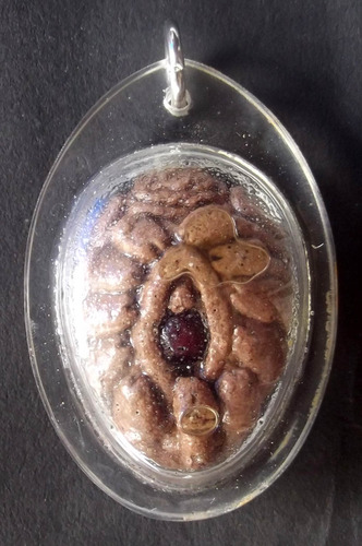 Yoni (Female Vulva) - Nuea Pong Bpatamang Lokee + Takrut Tong Parachik (Prai powders  + 1 Precept Breaker Takrut + 1 Yantra Foil + Prai Oil) &#39;Ruay Sap Ruay Sanaeh&#39; Edition - Pra Ajarn Oe
