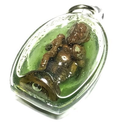 Choo Chok Riak Sap Khor Laew Ruay 2553 BE Paya Khor Powders in Base Bathed in Green Prai Oil 2 Takrut Maha Lap Kroo Ba Jao Bun Lerd