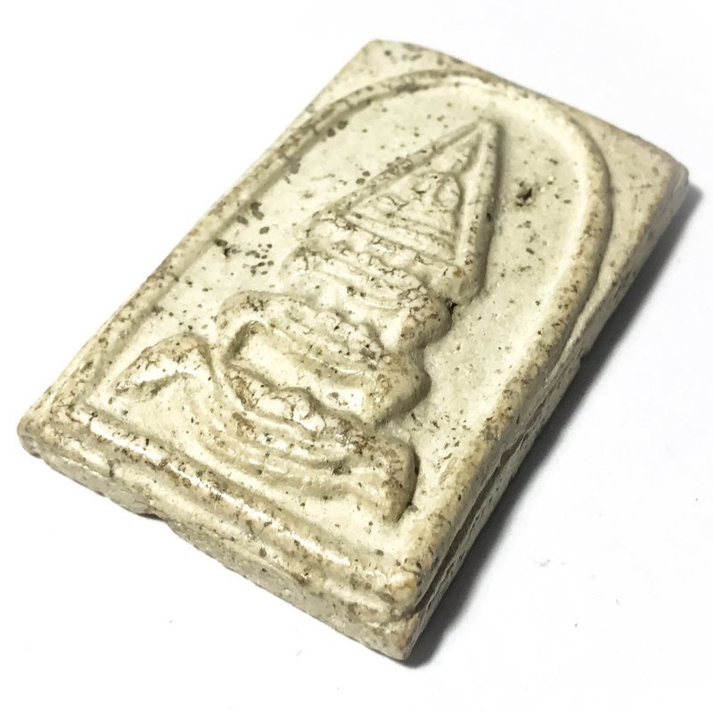 Pra Somdej Thaan Singh 2495 BE Master Class Amulet Extreme Rarity - Luang Phu Nak Wat Rakang Kositaram