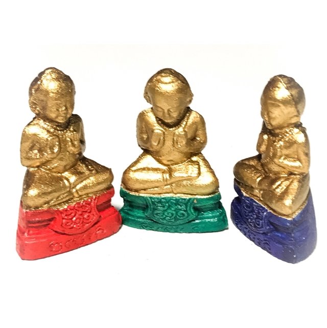 Chud Gammagarn Kumarn Taep Jinda Ud See Pheung Khiaw 3 Amulet Box Set - Luang Por Rat Wat Pha Hwaay
