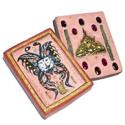 Taep Jamlaeng Pim Yai A2 Asrom Sathan 2555 BE Pink Ivory Butterfly King Powders 4 Takrut 15 Gems 2 Deities Kroo Ba Krissana Only 59 Made