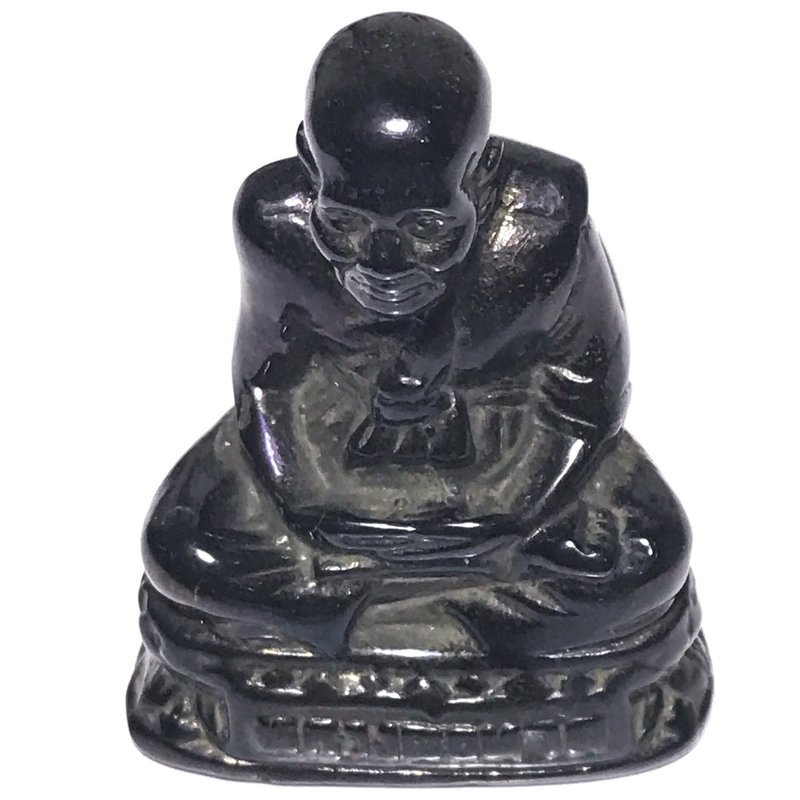 Luang Pu Thuat 泰国佛牌 – Legendary Guru Monk of Wat Chang