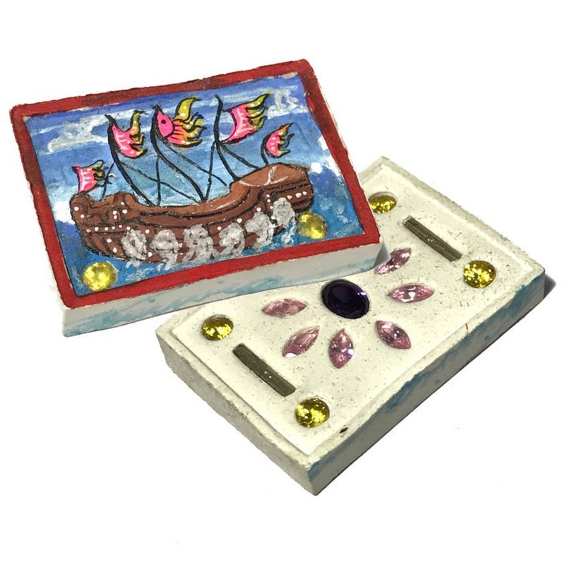 Sampao Jao Sua Wealthy Merchant Ship 2556 BE 14 Pink Yellow + Purple Gems 2 Takrut Only 500 made Kroo Ba Krissana