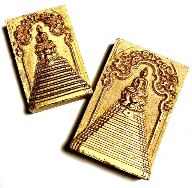 Pra Somdej Koo Bun Baramee Sethee Dtor Ngern Dtor Tong - Gao Maha Mongkol Edition - 2 Amulet Box Set - Temple of the Dawn 2554 BE