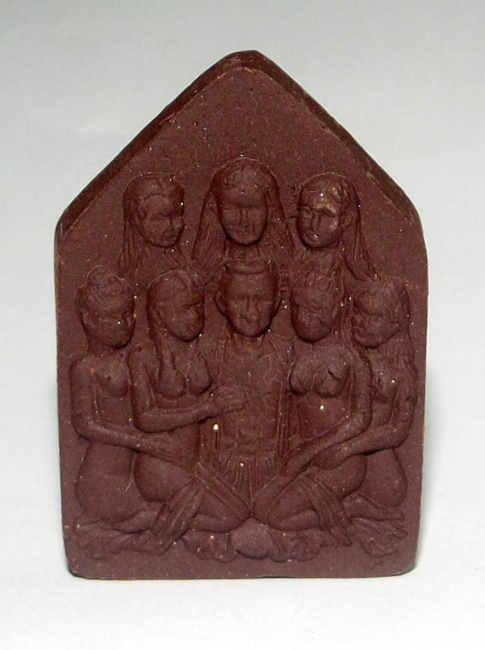 Khun Phaen Sanaeh Jet Naree Pan Hlak (7 Enchanted Maidens embracing a pillar) - 'Ran Sa-Or Yer Niang' edition 2555 BE - Luang Por Khern - Wat Klong Buri