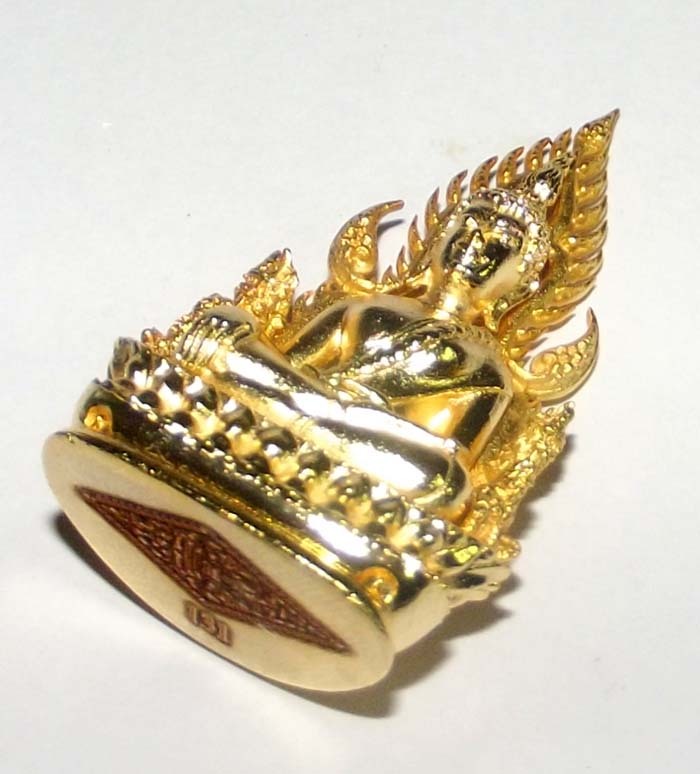 Pra Putta Chinarat (Loi Ongk Statuette) 'Jom Rachan' (Warrior King) edition 2555 BE - Nuea Loha Chup Tong (Sacred Bronze with 24 K Gold Coating) - Wat Pra Sri Radtana Maha Tat