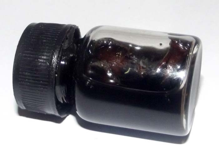 Nam Man Prai Khmer Mad Jidt Jai Na Hlong Hlai - Necromantic Charm Oil Potion - Pra Ajarn Akaradech Akkadtecho - Asrom Tamma Bandan Choke