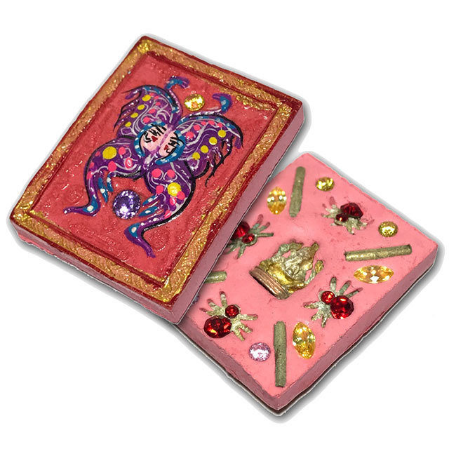 Taep Jamlaeng Roman Pim Lek A2 Asrom Sathan 2556 BE Pink Powders 4 Takrut 14 Gems Ganesha - Kroo Ba Krissana Only 300 Made