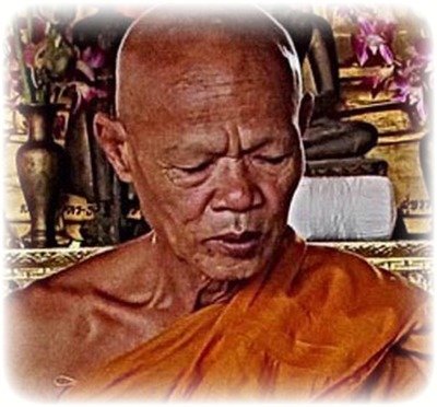 Luang Ta Chuan (Wat Khwang)