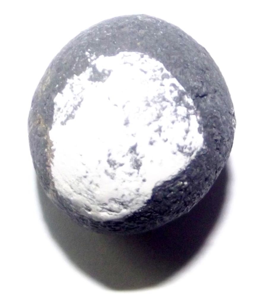 Look Om Pong Prai Kumarn - Sacred Kumarn Bone Powder Ball for Business & Gambling - Ajarn Apichai Decha - free for repeat customers with orders over 130$