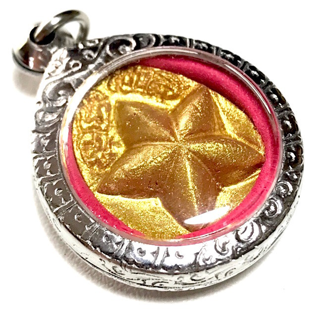 Daw Maha Lap Lucky Star Amulet Nuea Pong Maha Lap Pokasap Fang See Pheung Ajarn Plien