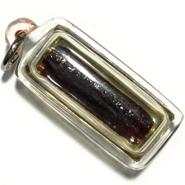 Takrut Pitsamorn Kaa Khaay (Business Trading spell) - Liam Nam Man Sanaeh (in Charm Oil) - Ajarn Kom Traiwaes - Asrom Baramee Por Gae 2554 BE