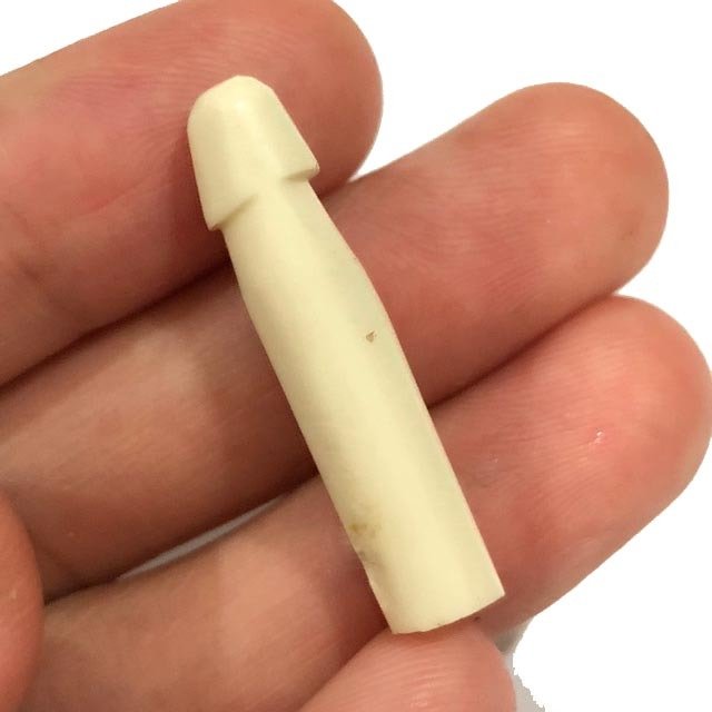 Palad Khik Graduk Gae Carved Bone Lingam Amulet Luang Por Hluea Wat Tha Mai Nuea 2544 BE