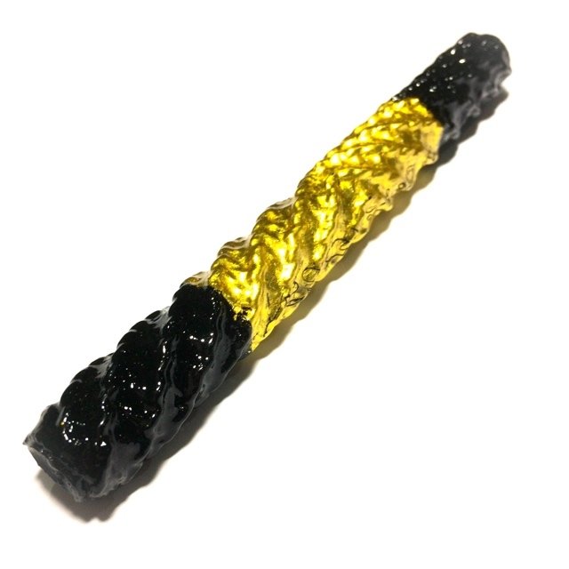 Takrut Dtreung Dtrai Pob Pra Jao Sip Tat 5 Inches Cord Wrap Lacuer &amp; Gold Leaf 2552 BE Luang Phu Nong
