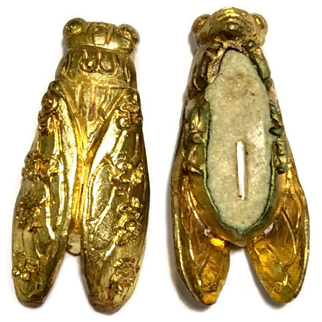 Paya Wan Jakkajan Riak Sap Rap Choke (Treasure Bee) &#39;Plod Nee Mee Sanaeh&#39; Edition 2555 BE - Temple Brass + Sacred Powders + Takrut - Luang Phu Jan - Wat Jantr Rangsri