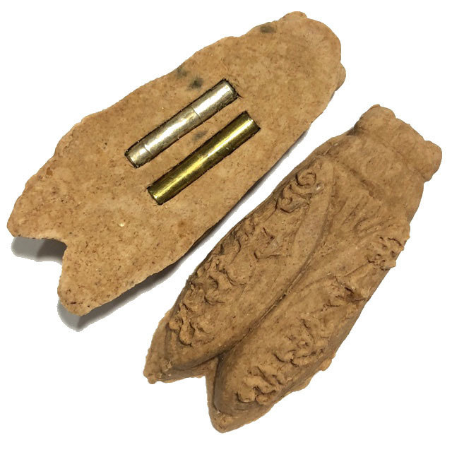 Paya Wan Jakkajan Riak Sap Rap Choke 'Plod Nee Mee Sanaeh' Edition 2555 BE - Sacred Powders with 2 Takrut -Treasure Bee - Luang Phu Jan - Wat Jantr Rangsri