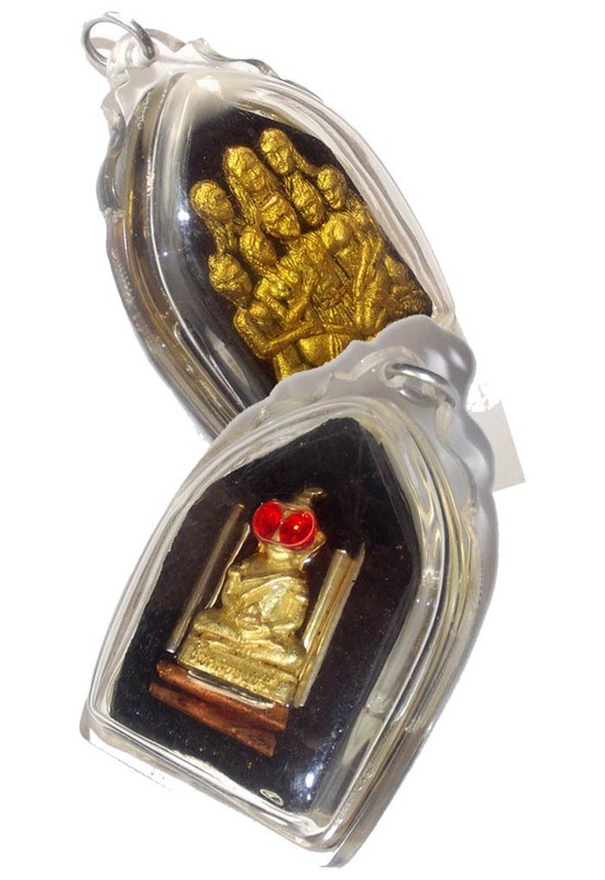 Khun Phaen Sanaeh Jet Naree Pan Hlak &#39;Ongk Kroo&#39; (7 Enchanted Maidens embracing a pillar) + Pra Ngang  Ta Daeng + 6 Takrut in Prai Oil - &#39;Ran Sa-Or Yer Niang&#39; edition 2555 BE - Luang Por Khern