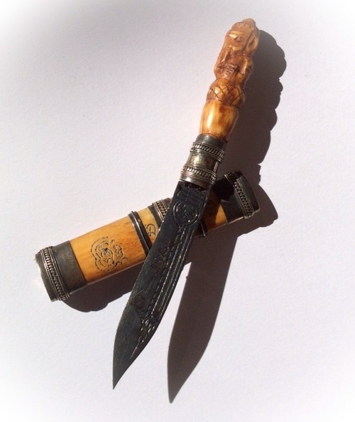 Mitmor Daam Pra Pikanes (Ganesha) - carved bone sheath &amp; handle &amp; Magical inscription - Luang Por Prohm (Wat Ban Suan)