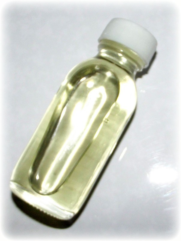 Nam Man Noo Kin Nom Maew - (Large 1 Oz. bottle) - Miracle Oil for reunification of Lovers, Business Partners, Friends and Family when Fallouts are Rife - AC Chum 2511 BE