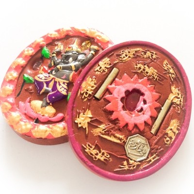 Pra Pikanes- Ganesha Elephant Deity- Red Powders - (1 Look Namo Plug+ 2 Silver Takrut + 4 Gems)- Sae Yid 60 Edition