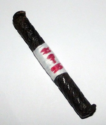 Takrut Maha Jakkapat Dtak Chueak Long Rak Mee Huang Mad Daay Khaw Akom - 4 Inches - Ajarn Plien - Wat Don Sala