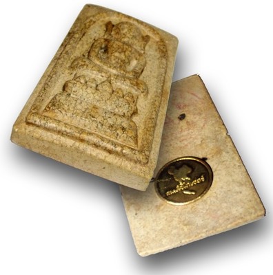 Pra Somdej Kaiser Jumbo 5.7 x 3.5 Cm - Pim Ok Krut Sian Badtr - Nuea Krabueang Dtaek Lai Nga - Wat Arun 2554 BE