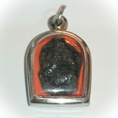 Rae Koh Larn (Lek Lai related Elemental from Koh Larn island) 2 Cm x 1.5 Cm - good health and wealth increasing amulet