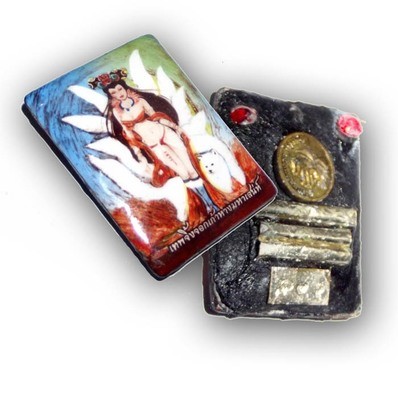 9 Tails Fox Demoness Enchantress Locket 3rd Edition with Sacred Powders 3 Takrut 2 Gems One 9 Tails Fox amulet insert Bantian Mian Jia 2556 BE Luang Phu In 9 Tails Fox Demoness Enchantress Locket 3rd Edition with Sacred Powders 3 Takrut 2 Gems One 9 Tails Fox amulet insert Bantian Mian Jia 2556 BE Luang Phu In