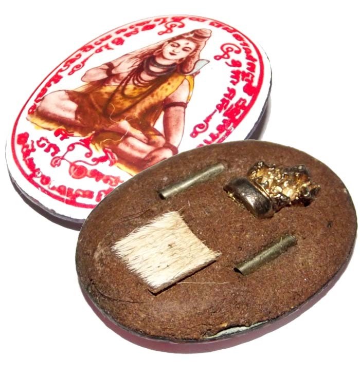 Locket Pra Isworn Shiva Maha Deva Ongk Kroo - Wai Kroo 2555 BE Edition - Sacred Maha Lap Powders + 2 Takrut + Skin + Ganesha statuette insert - Ajarn San Kong Waet