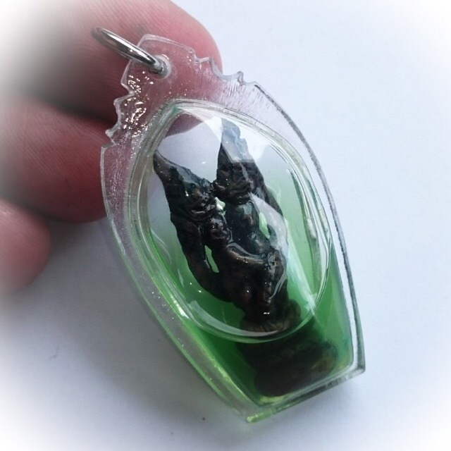 In Nak Giaw Son Chu Chae Nam Man Prai - Naga Devas of Bodhala Entwined in Transformation in Green Prai Oil - Ajarn Wirataep Yan Kroo Prasit