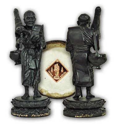 Pra Bucha Luang Por Tuad 7.5 Inches high Sacred Blackened Brass Sompochana Edition Wat Mae Takrai 2556 BE