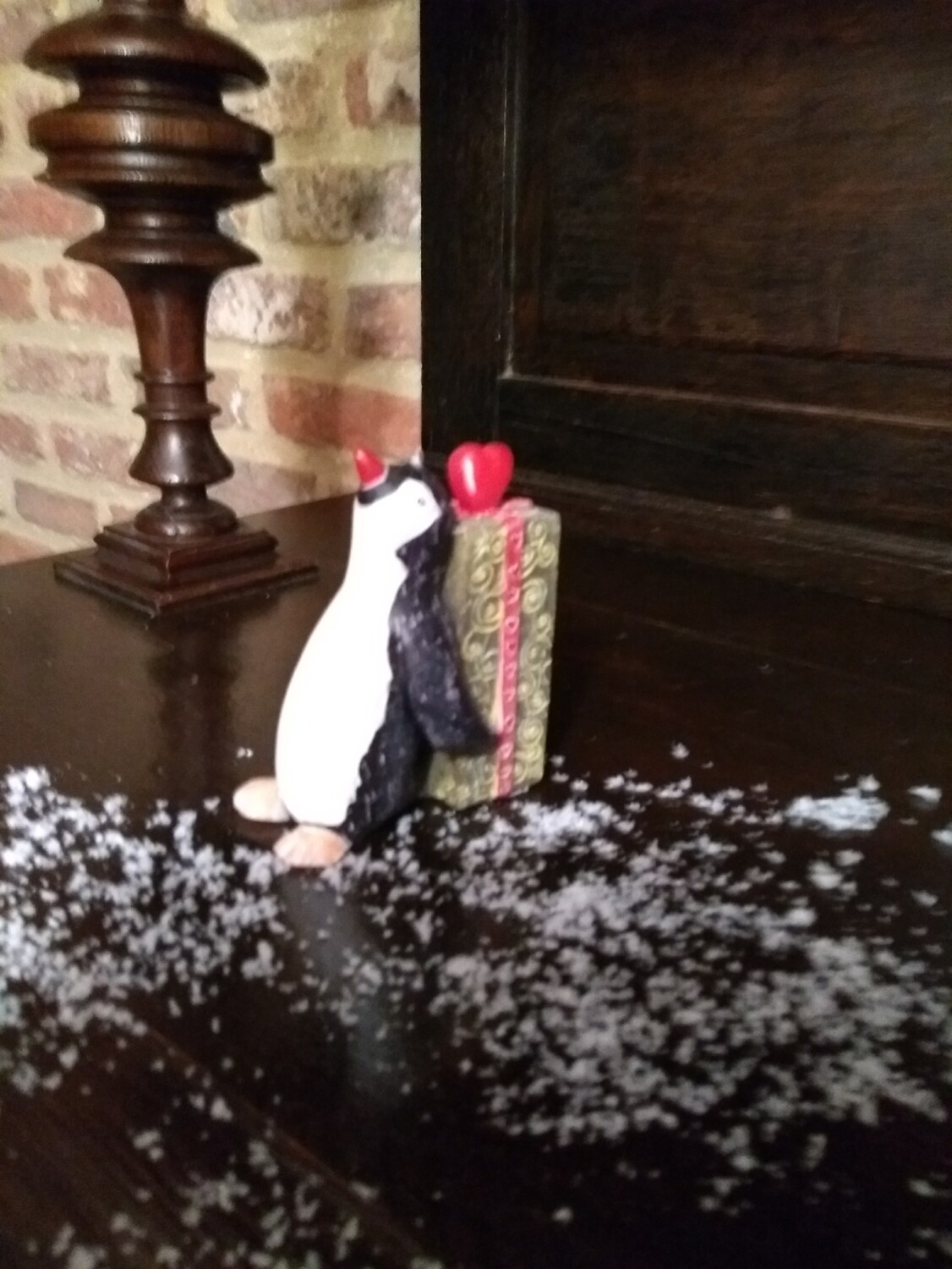 Kaarsje pinguïn voor pakje