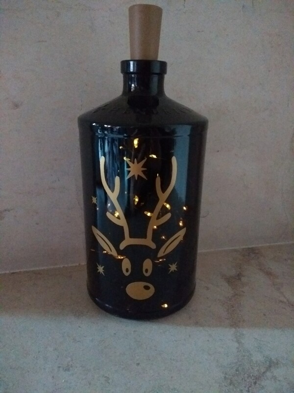 Donkere rechte fles met motief goud en ledlichtjes