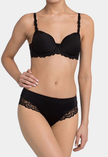 Triumph - Modern Finesse WP Zwart