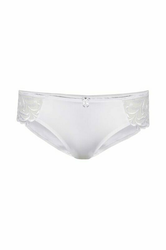 Triumph - Modern Finesse Tai Wit