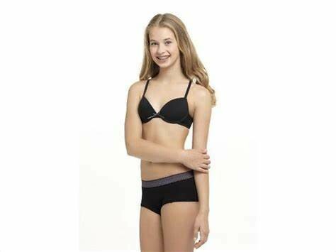 Boobs &amp; Bloomers - Anny short - zwart*