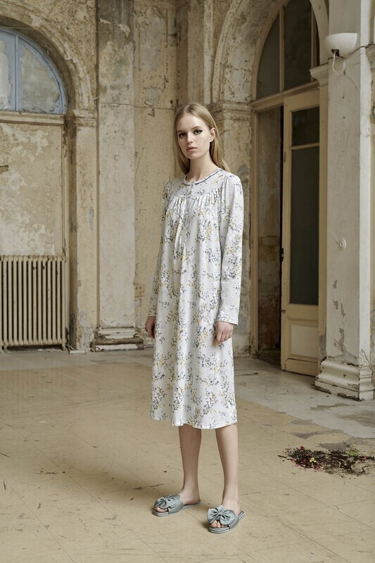 Vamp - Slaapkleed - Grijsblauw met Bloemenprint