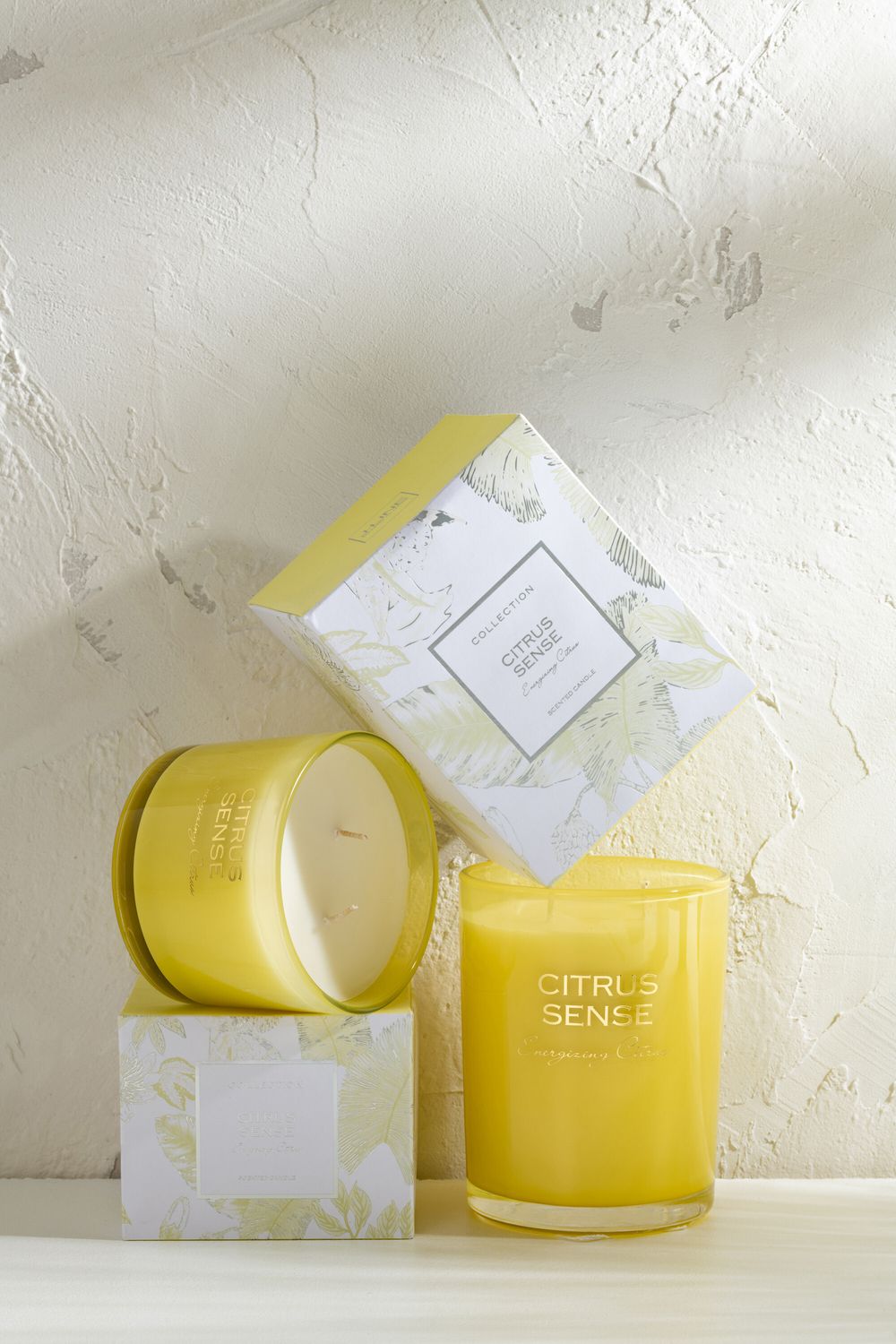 J-LINE -  Kaars Citrus Sense Was Geel Large-70u