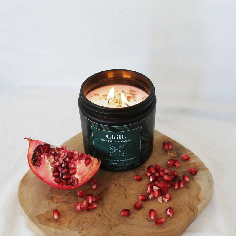 Candle Brothers - CBD Infused Geurkaars &quot;Chill&quot; - Wild Hemp &amp; Pomegranate