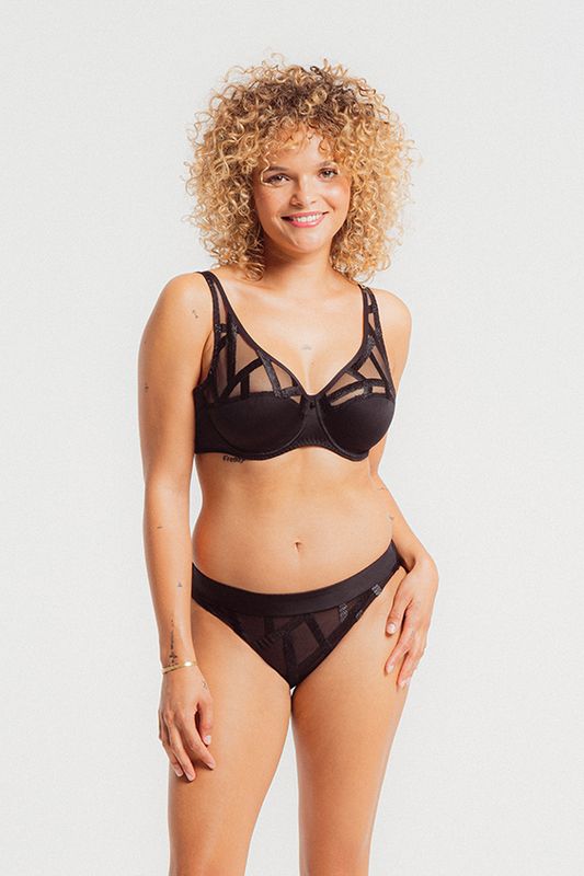 Louisa Bracq – Full Cup Bra “Série” – Black – Geometric Embroidery