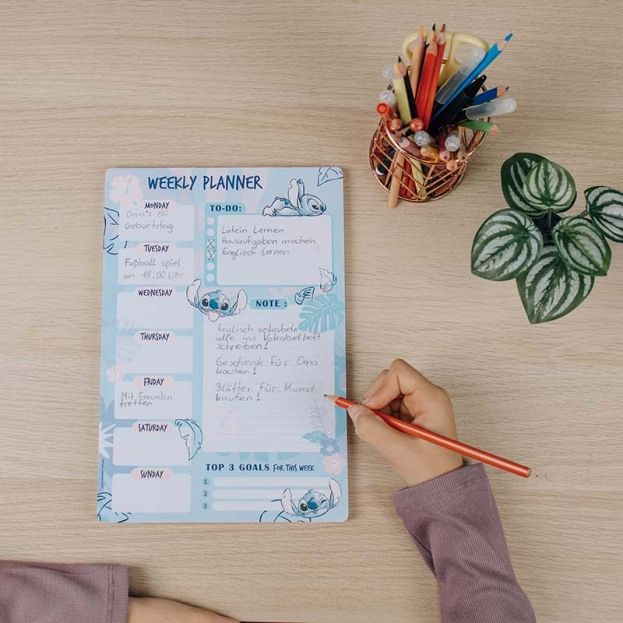 Lilo &amp; Stitch: Weekplanner, 52 pagina&#39;s