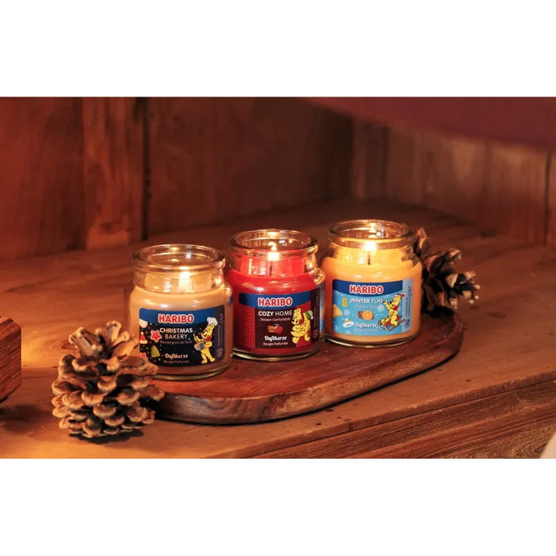 Geschenkset Haribo Kerst geurkaarsen Sweet Winter :  Winter Fun, Christmas Bakery, Cozy Home - 3 x 85g