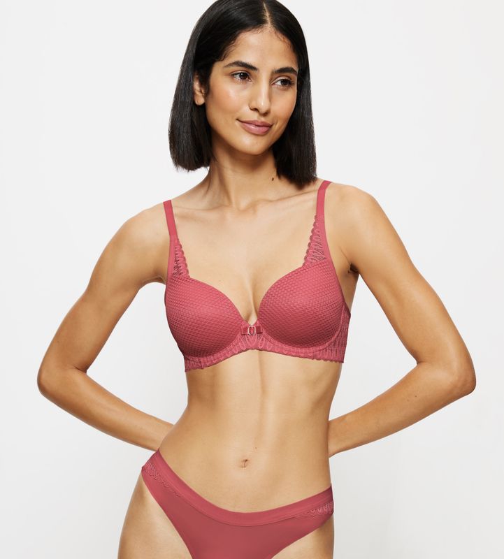 Triumph - Aura Spotlight WHP - Strawberry Allure