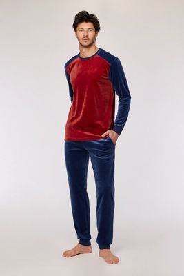 Woody - Donkerrode pyjama in velours met blauwe mouwen en broek