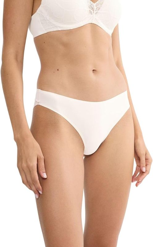 Triumph - Body Make-Up Illusion Lace Highleg Tai - Ecru